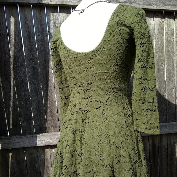 Free People green lacy dress - Picture 5 of 6